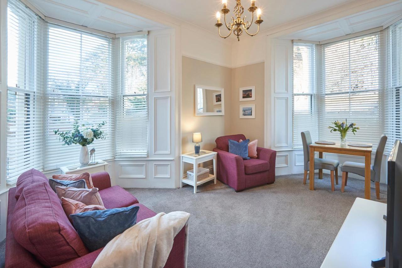 Host & Stay - Sandpiper Apartment Уитби Экстерьер фото